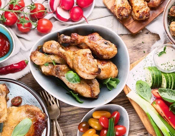 Шашлык и мясо на вертеле: изучаем режимы и готовим в духовке по-новому