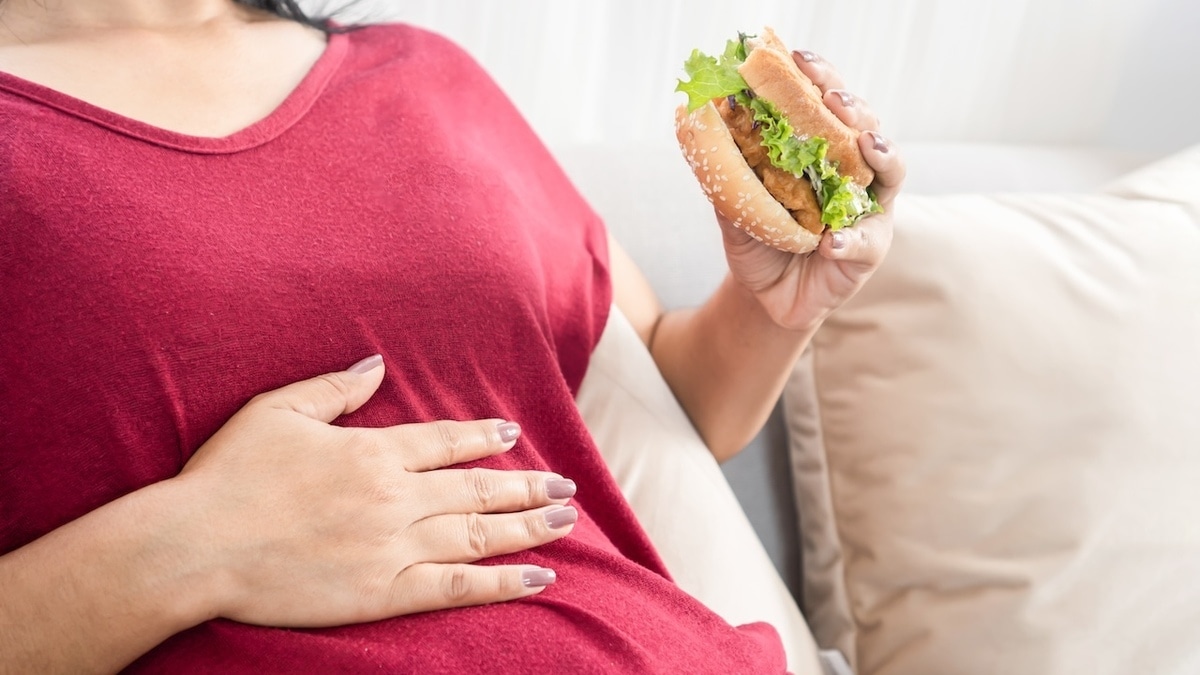 Как понять, что вы переедаете: эти привычки помогут вернуться к умеренному питанию