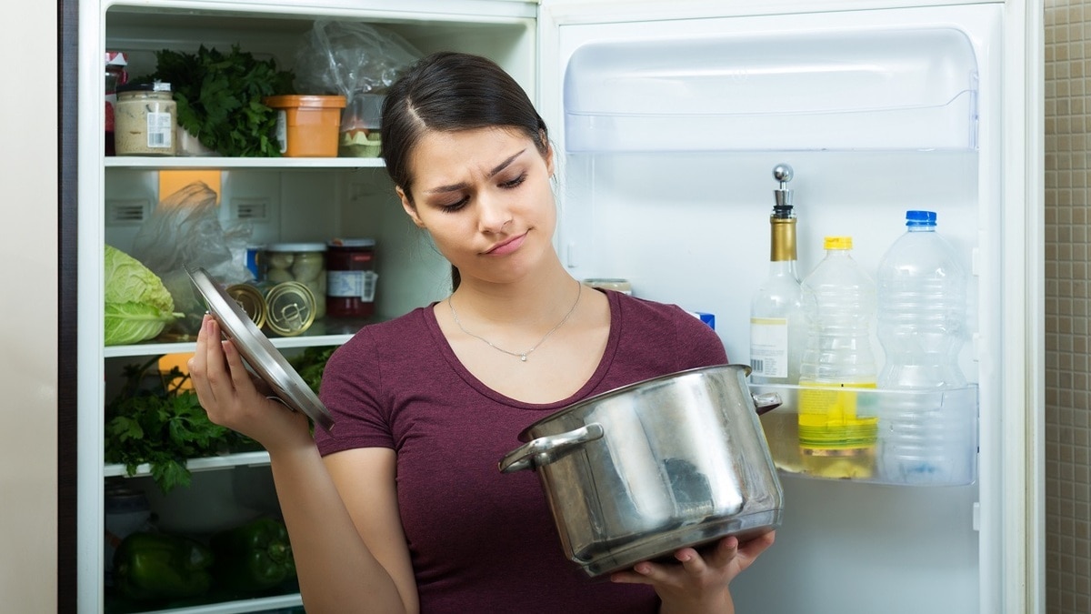 «Никаких недельных запасов»: как долго можно хранить домашние супы в холодильнике