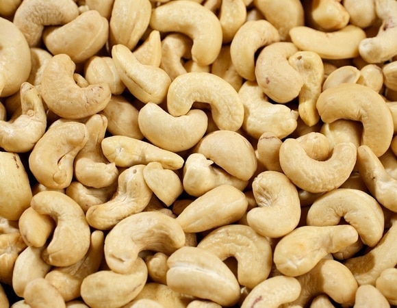 Стало известно, в каких случаях можно отравиться кешью Стало известно, в каких случаях можно отравиться кешью