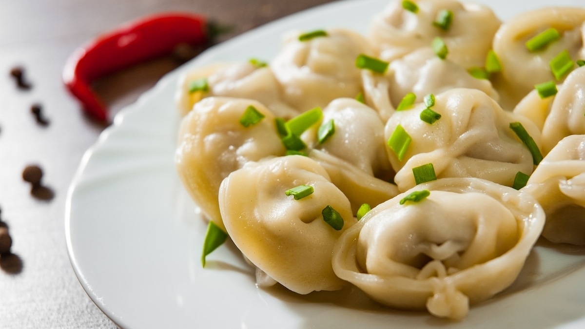 Успеть за 15 минут: как сварить и с чем подать магазинные пельмени, чтобы всех удивить 