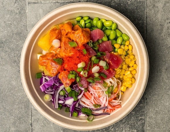 Без сырой рыбы и прочих сложностей: как собрать поке дома? Без сырой рыбы и прочих сложностей: как собрать поке дома?