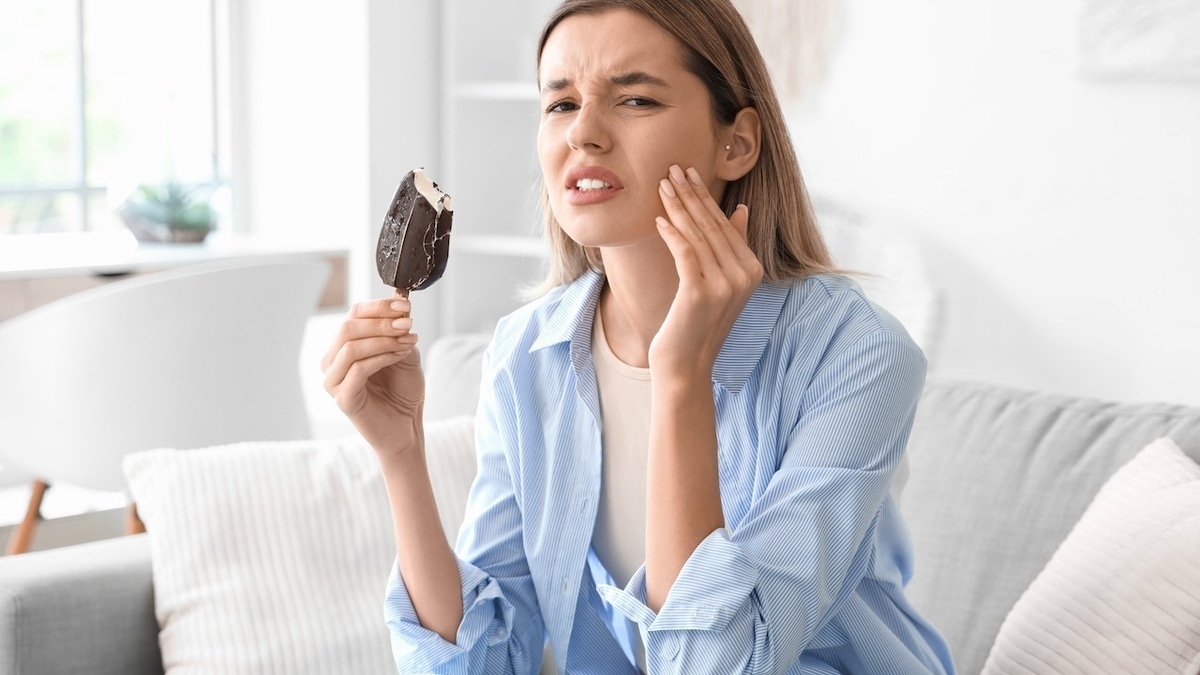 Не только сладости: диетолог Кабанов назвал продукты, разрушающие эмаль зубов 