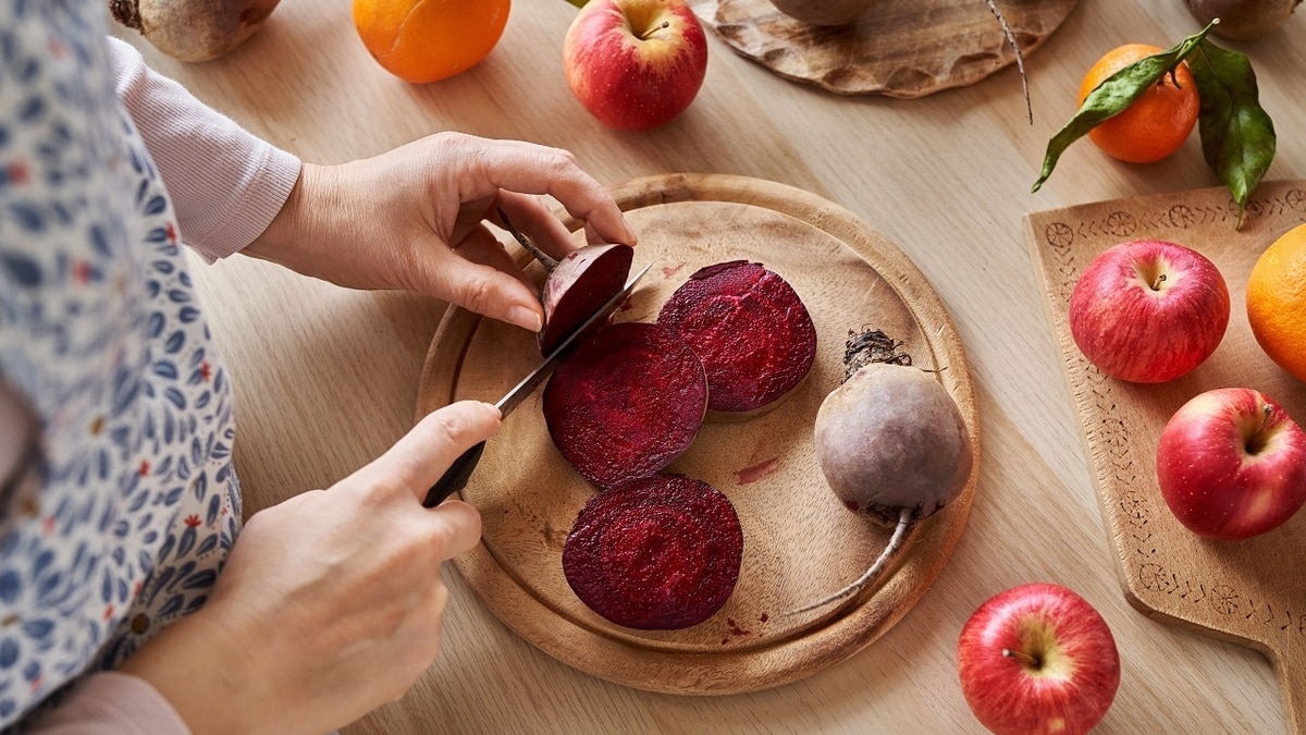 Сохранить максимум витаминов: назван самый полезный способ приготовления свеклы