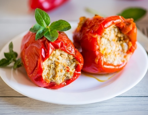 Все будут требовать рецепт! Сладко-пряные фаршированные перцы с вкусным секретом Все будут требовать рецепт! Сладко-пряные фаршированные перцы с вкусным секретом