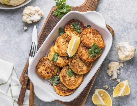 Что приготовить из цветной капусты? Рецепт диетических, но очень вкусных котлет Что приготовить из цветной капусты? Рецепт диетических, но очень вкусных котлет