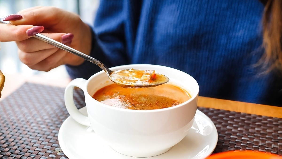 Разрушают желудок: врач сказала, от каких 2 супов нужно незамедлительно отказаться Разрушают желудок: врач сказала, от каких 2 супов нужно незамедлительно отказаться