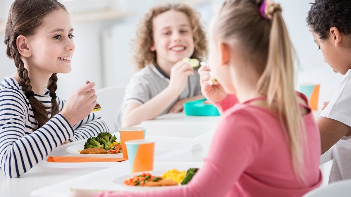 Каким должно быть правильное школьное питание? Ответили в Роспотребнадзоре