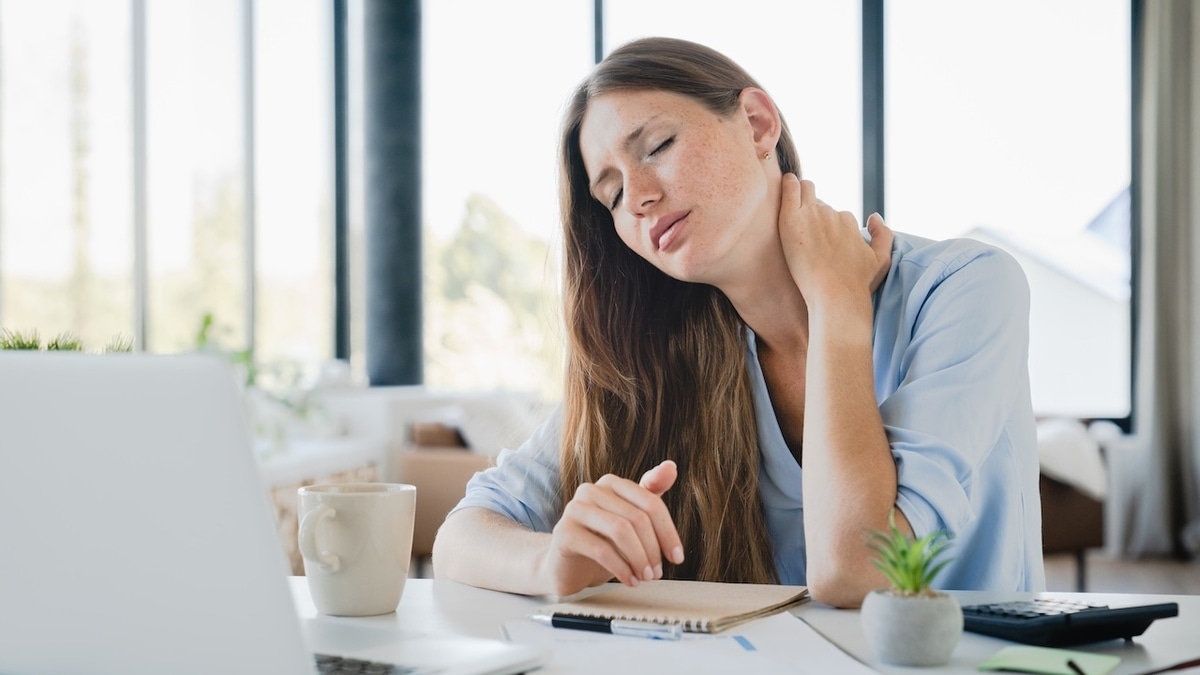 Как не набрать вес на сидячей работе — объяснила врач 