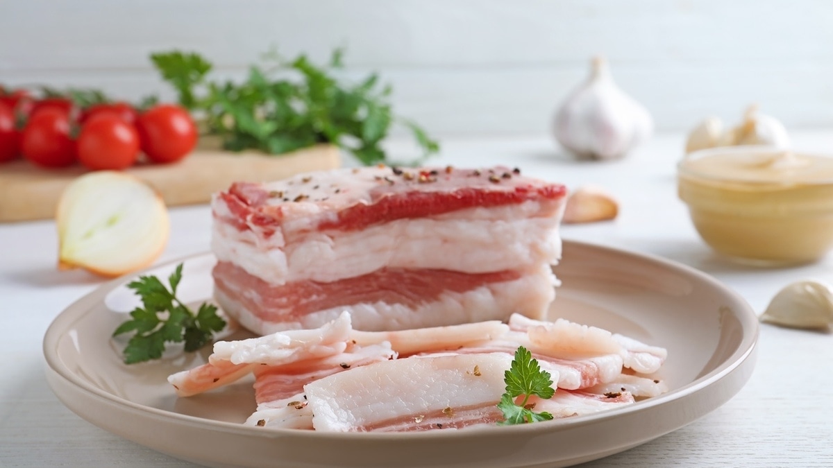 С чем есть сало, чтобы не «убить» его пользу? Найдены 3 лучших сочетания С чем есть сало, чтобы не «убить» его пользу? Найдены 3 лучших сочетания