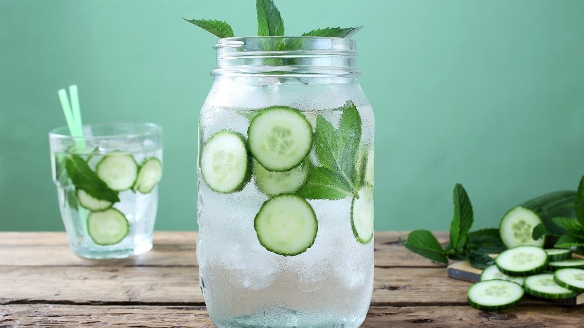 Женщина месяц пила огуречную воду: вот что произошло с ее организмом