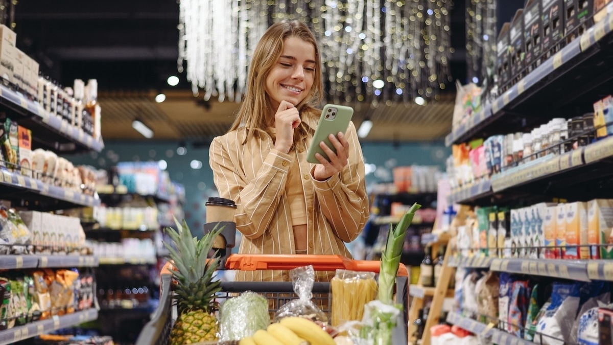 Какие продукты пора купить к Новому году осенью — советами поделились в Роспотребнадзоре