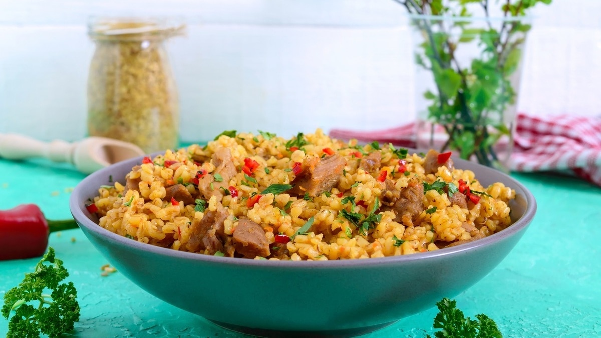 Готовим «плов» из булгура — в нем меньше калорий и ниже гликемический индекс