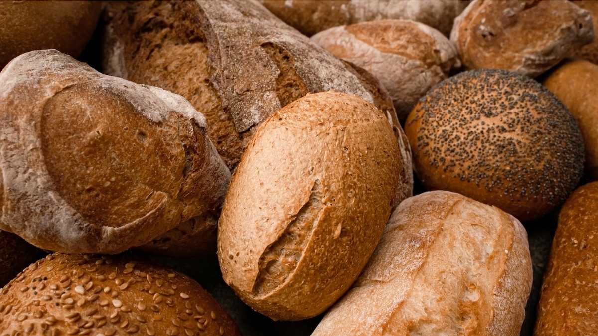 Ученый объяснил, где нужно хранить хлеб, чтобы он не черствел