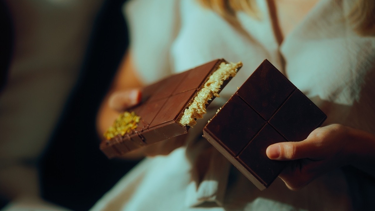 Мучения вместо удовольствия: стало известно, кому опасно есть «дубайский» шоколад Мучения вместо удовольствия: стало известно, кому опасно есть «дубайский» шоколад