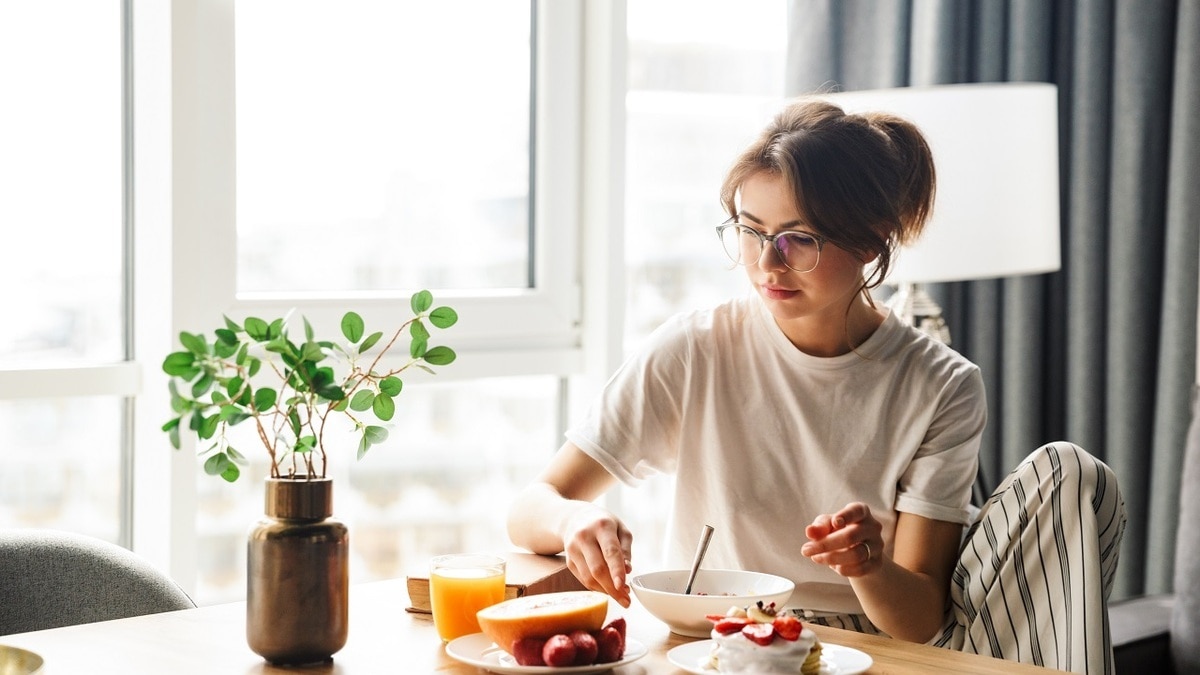 Как приготовить идеальный завтрак с вечера — диетолог раскрыла простой рецепт