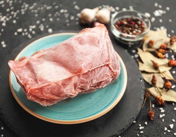 Как разморозить мясо за 5 минут — этот лайфхак выручит, когда совсем нет времени Как разморозить мясо за 5 минут — этот лайфхак выручит, когда совсем нет времени