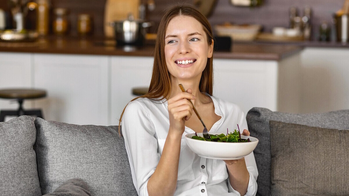 Что съесть на ужин, чтобы похудеть и хорошо спать? Диетолог раскрыл рецепт идеального блюда