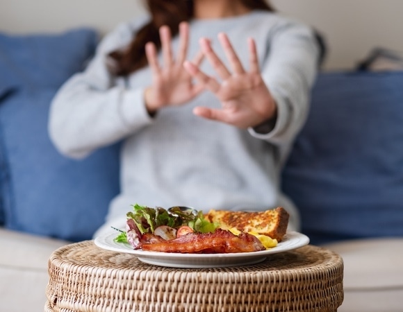 Отнимают годы вашей жизни: врач Соломатина назвала продукты, от которых долгожители отказываются в первую очередь Отнимают годы вашей жизни: врач Соломатина назвала продукты, от которых долгожители отказываются в первую очередь