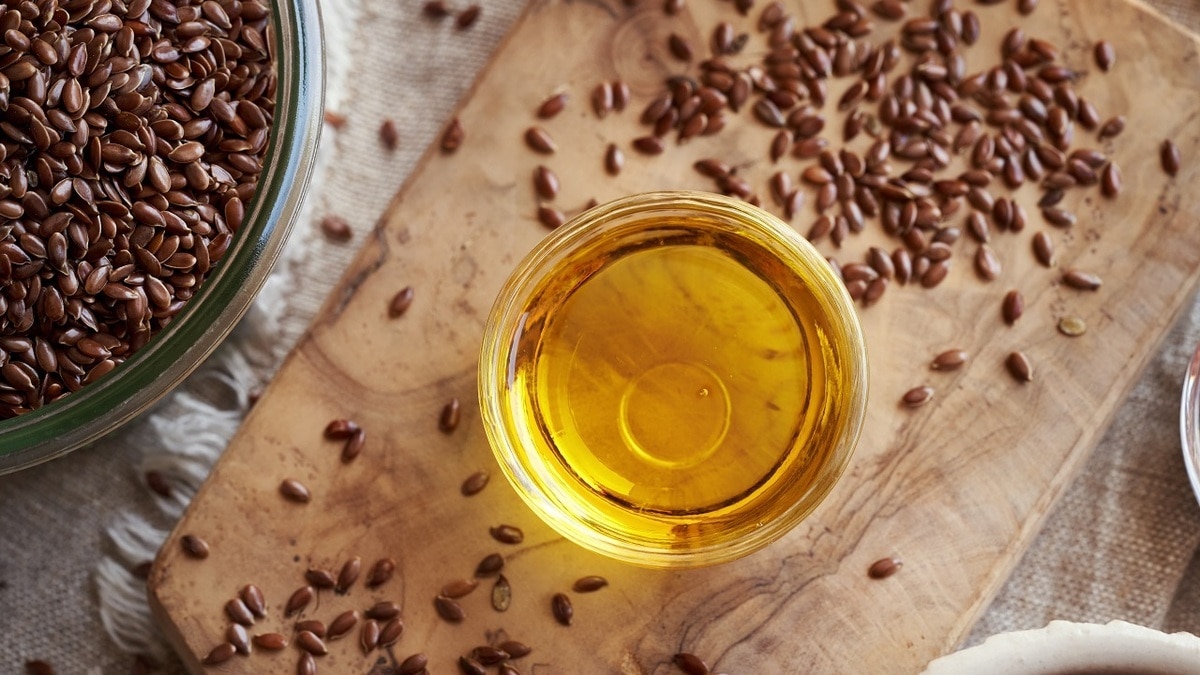 Льняное масло и семена льна: где больше пользы?