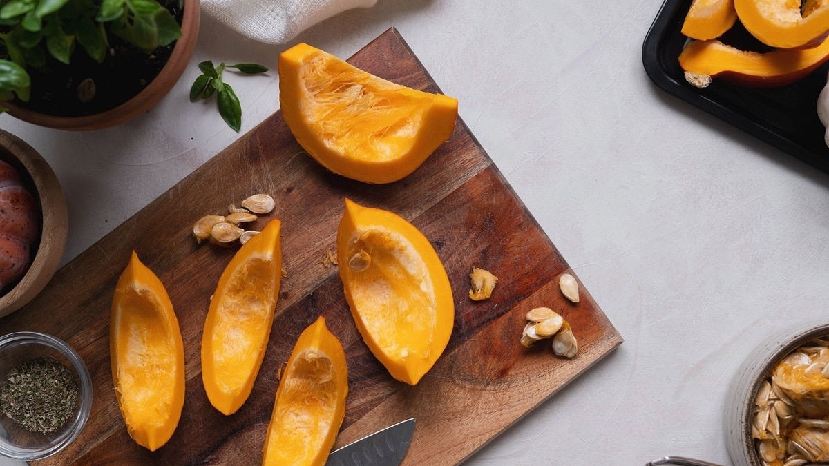 Полезно, быстро, вкусно: рецепт «ленивых» пирожков с тыквой
