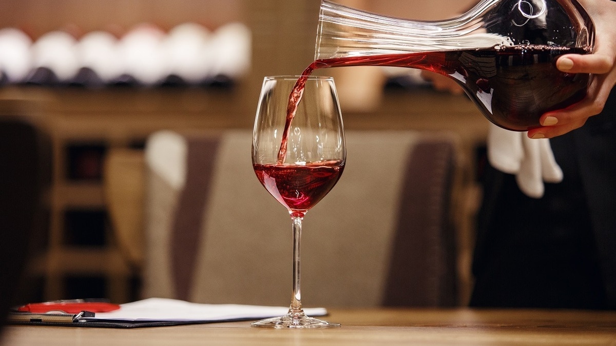 Как пить вино с пользой для здоровья? Эксперт раскрыл «стратегию» долгожителей