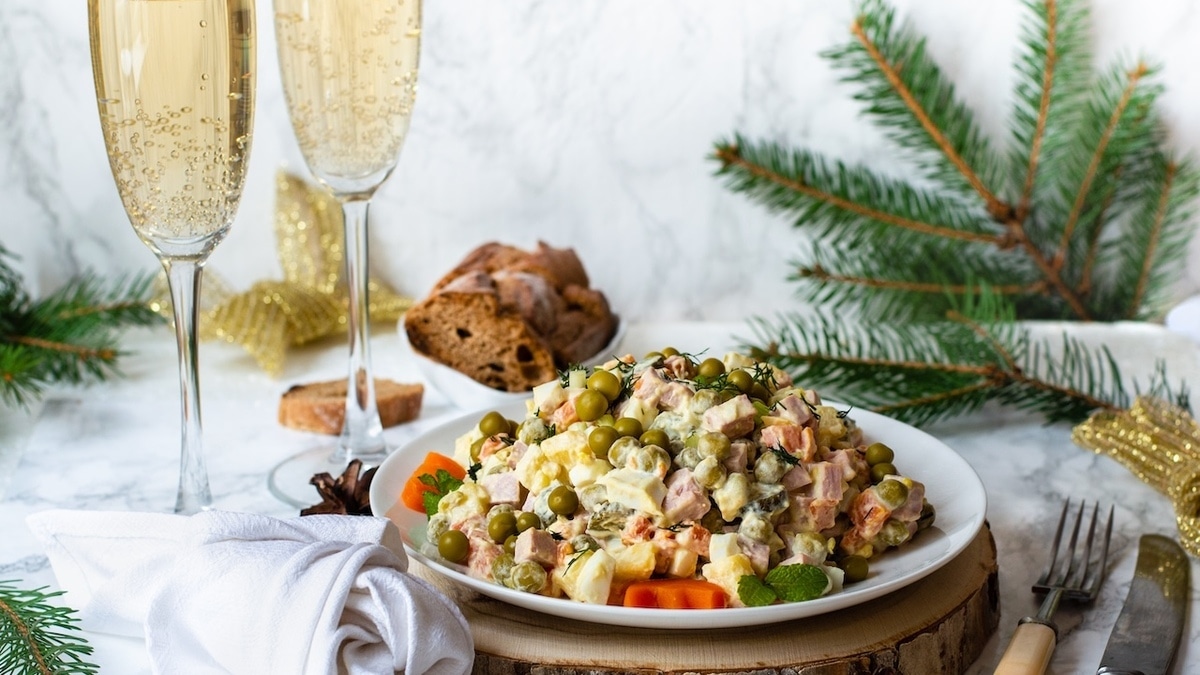 Диетолог составила рейтинг самых вредных новогодних блюд — успеете убрать их из меню Диетолог составила рейтинг самых вредных новогодних блюд — успеете убрать их из меню