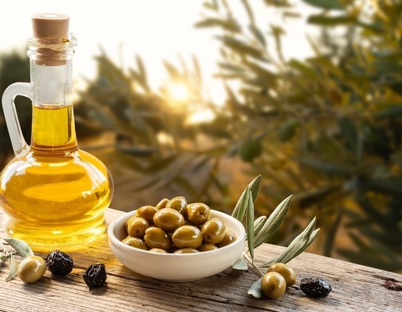 Доктор Мясников считает, что оливковое масло может усугубить проблемы со здоровьем — но не у всех Доктор Мясников считает, что оливковое масло может усугубить проблемы со здоровьем — но не у всех