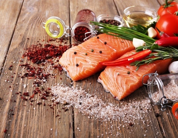 Не только соль и сахар: какие еще специи подойдут для засолки рыбы дома Не только соль и сахар: какие еще специи подойдут для засолки рыбы дома