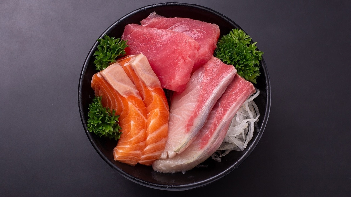 Лосось, тунец и скумбрия могут быть опасны для здоровья: доктор Мясников все объяснил 