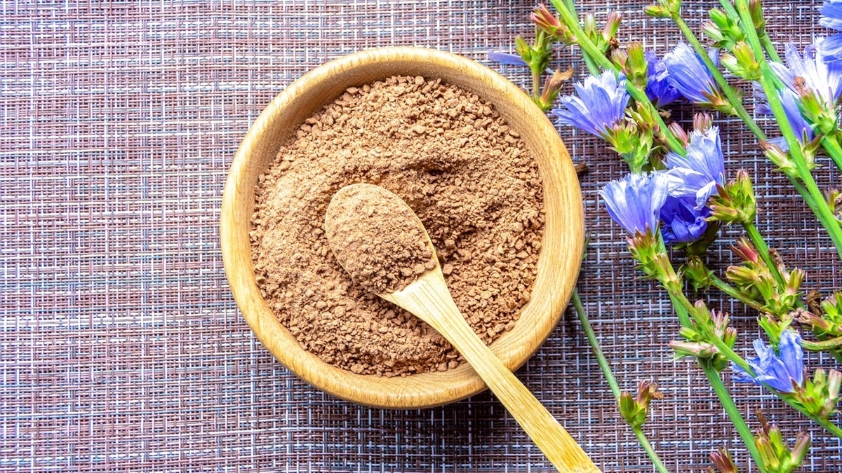 Чай из цикория должен быть на каждой кухне, уверен доктор Мясников Чай из цикория должен быть на каждой кухне, уверен доктор Мясников