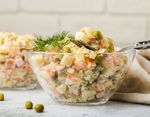 Малышева назвала самый опасный для здоровья соус: кишит микробами 