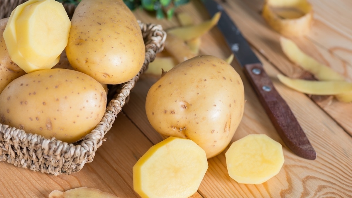 Не разварится и не рассыпется: какую картошку лучше использовать в салатах 