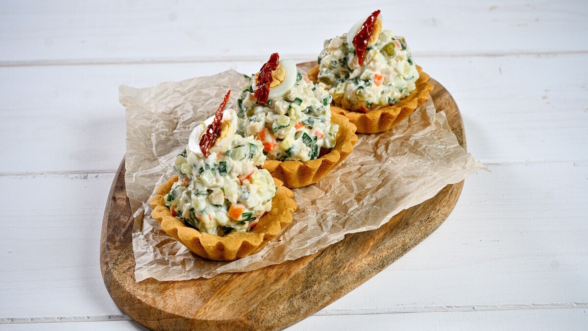 Изумительная начинка для тарталеток — бюджет не пострадает, а гости будут удивлены необычному сочетанию вкусов