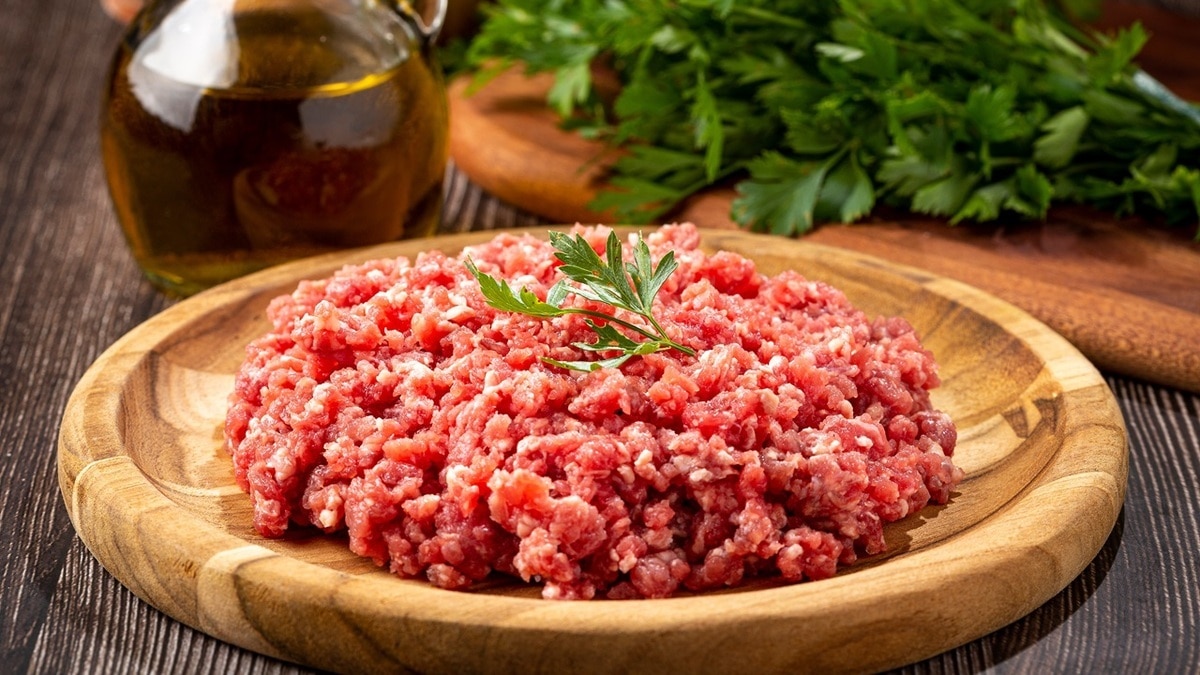 Что приготовить из фарша? Колбаски Чевапчичи на сковороде — лучшее решение