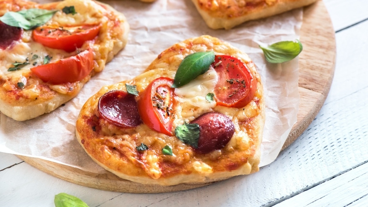 «Греческая», сладкая и классическая: какую начинку выбрать для домашней пиццы