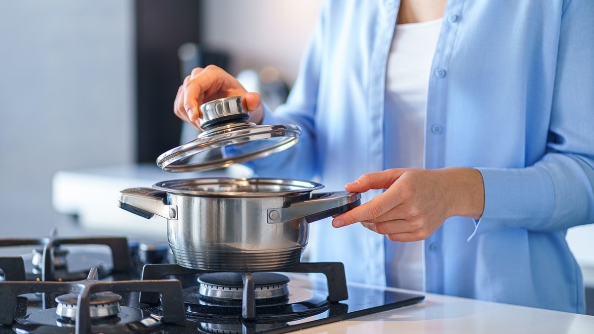 Только такие супы приносят настоящую пользу организму — доктор Мясников дал рекомендацию