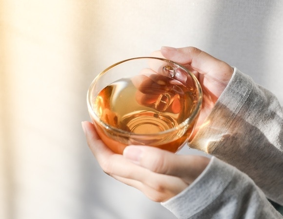 Доктор Мясников назвал напиток, который в два счета ставит на ноги при простуде 