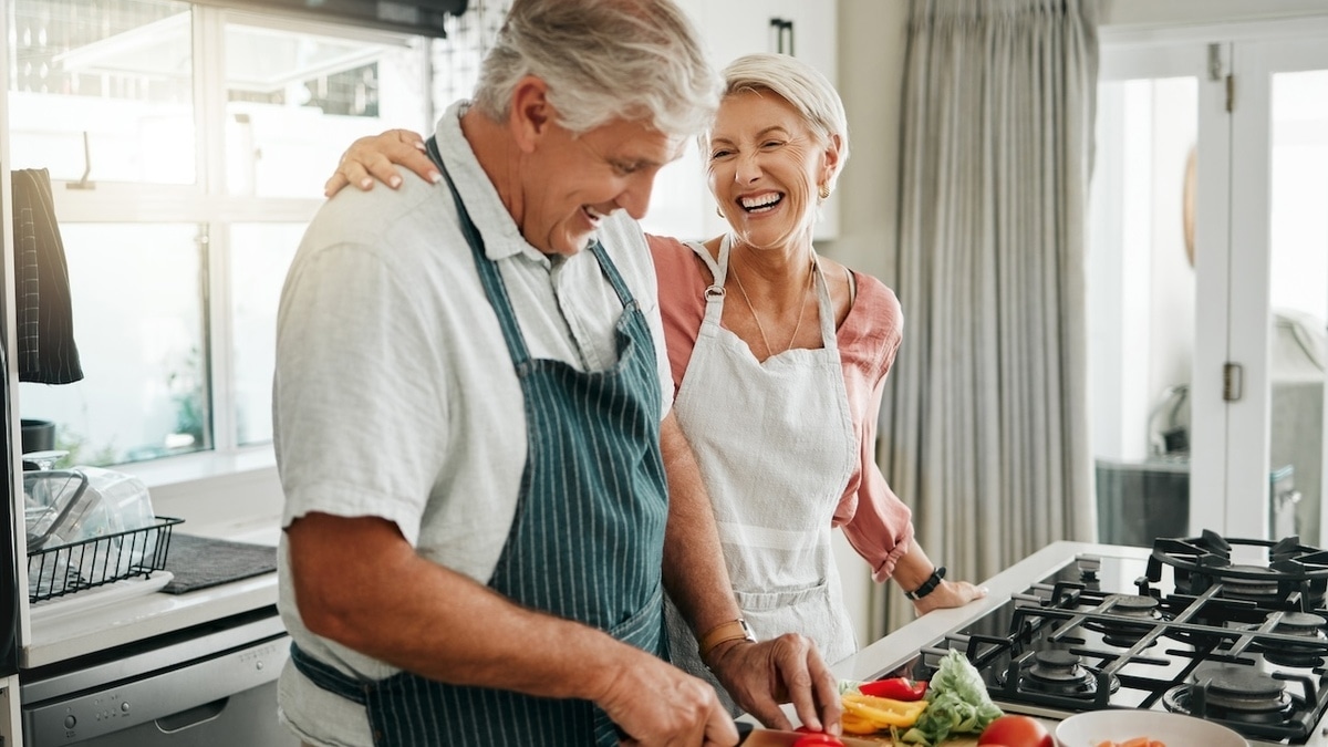 Сто лет в обед: диетолог раскрыла простой рацион долгожителей — никакой экзотики
