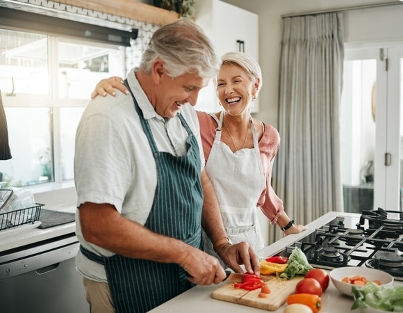 Сто лет в обед: диетолог раскрыла простой рацион долгожителей — никакой экзотики