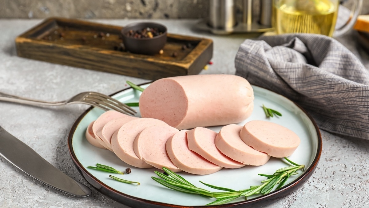 В Роскачестве перечислили признаки «правильной» докторской колбасы — помните об этом в магазине 