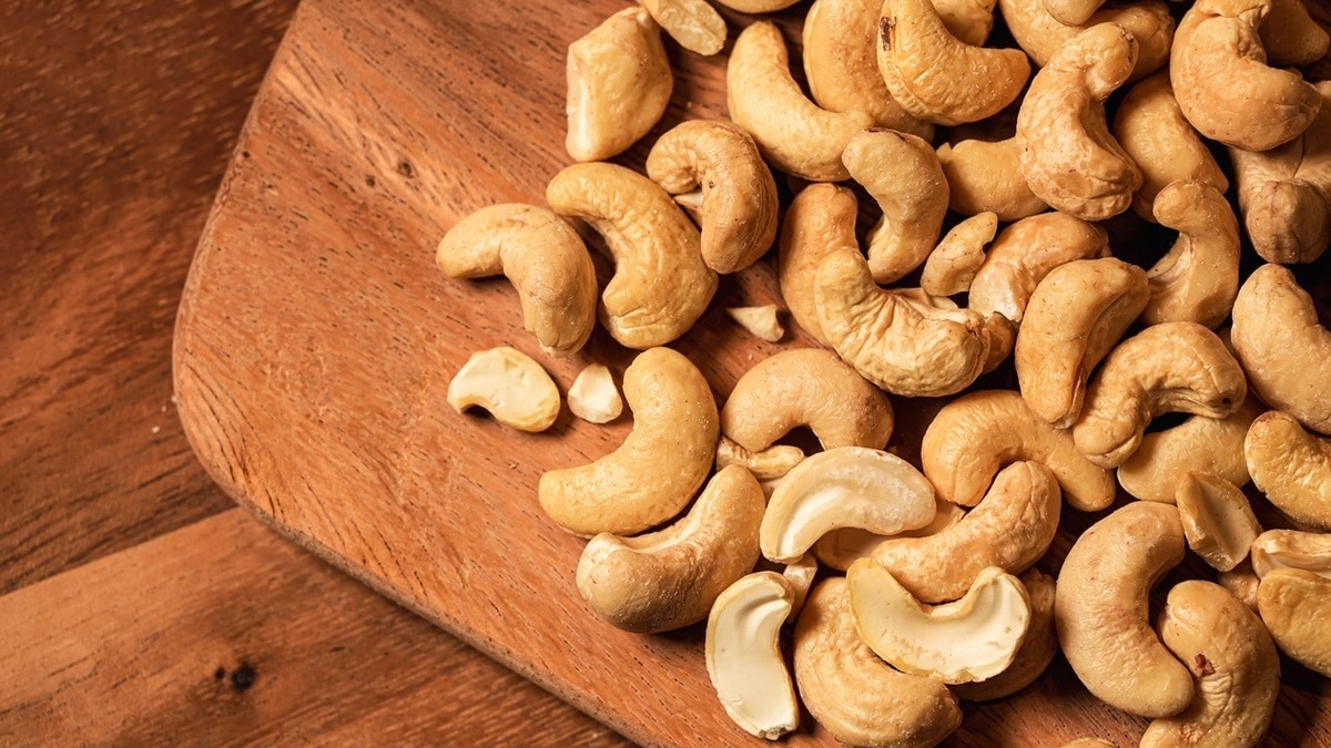 Есть или не есть? Диетолог Королева обозначила плюсы и минусы кешью