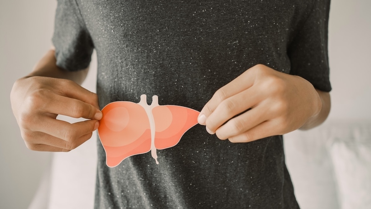 Назван напиток, который защитит печень в праздники: его можно приготовить дома