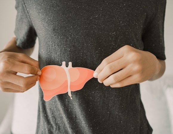 Назван напиток, который защитит печень в праздники: его можно приготовить дома