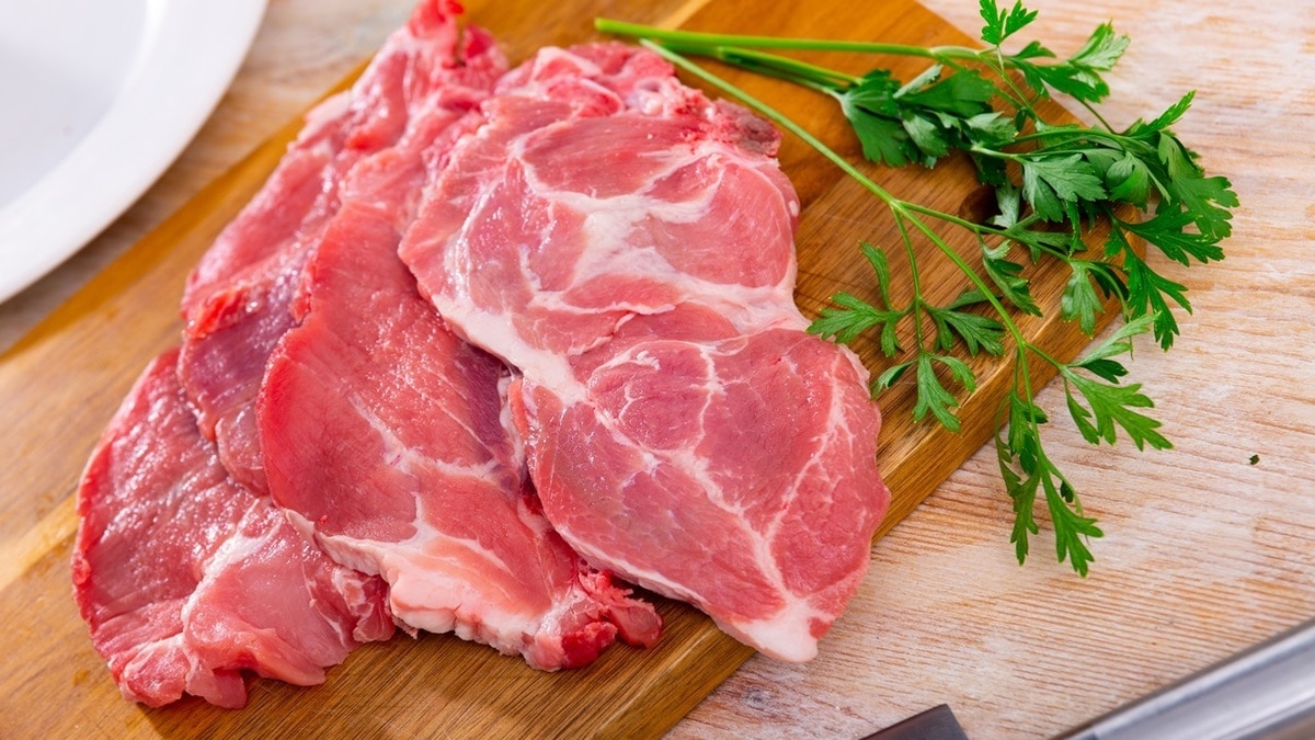 Доктор Мясников назвал свинину полезной — как так? Доктор Мясников назвал свинину полезной — как так?