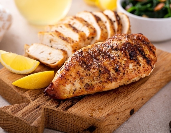 Как приготовить куриную грудку, чтобы она не была сухой: положитесь на этот секретный ингредиент Как приготовить куриную грудку, чтобы она не была сухой: положитесь на этот секретный ингредиент