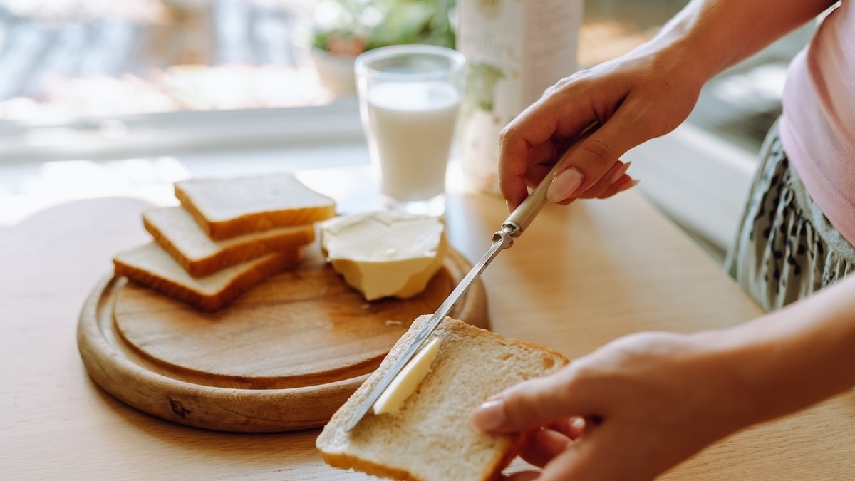 Этот молочный продукт диетолог назвала самым вредным — а он есть в каждом холодильнике