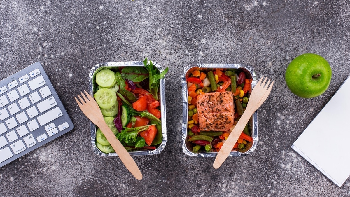 Лучшее время для завтрака, обеда и ужина обозначили специалисты — неожиданные для многих часы