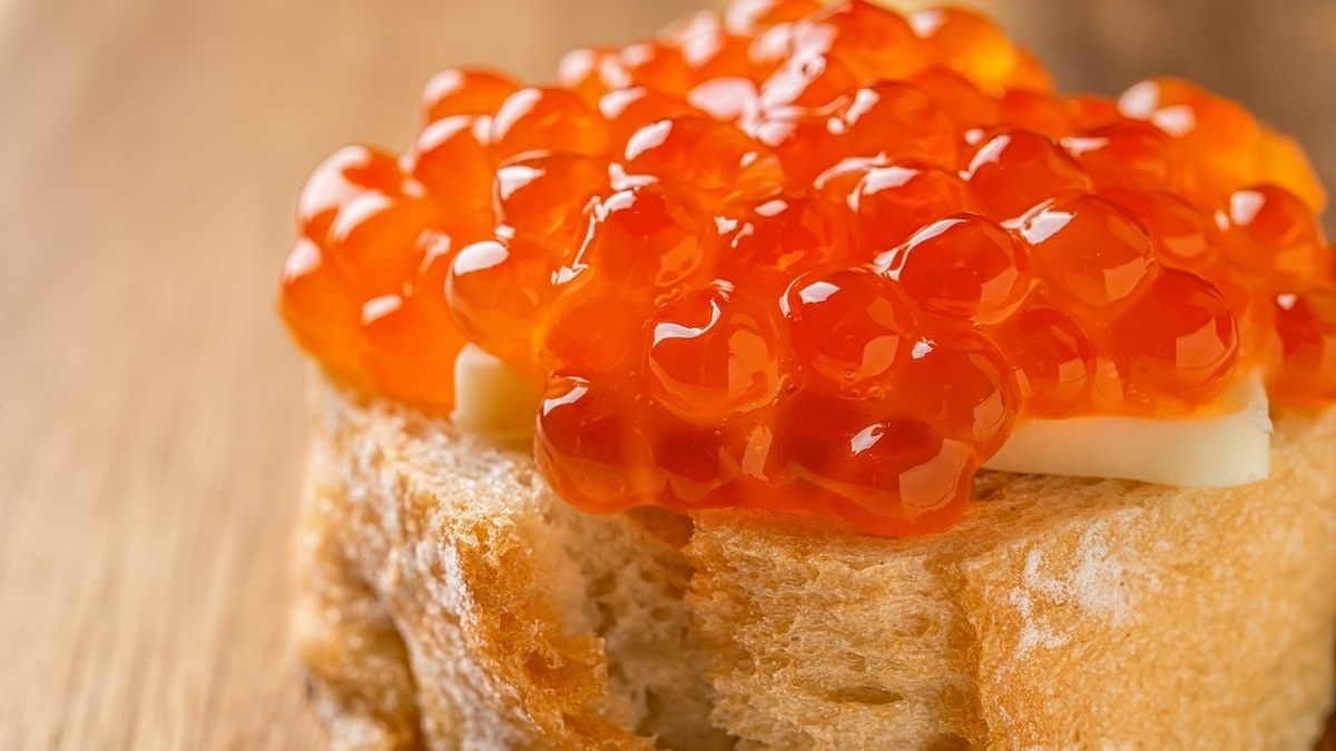 Полезный бутерброд с икрой — не миф: как превратить закуску в низкокалорийное лакомство