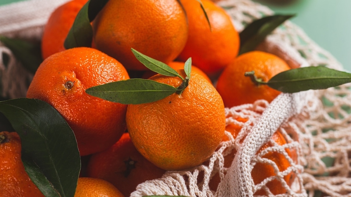 Мандарины вредят зубам: сочетайте их с этими 3 продуктами, чтобы не было проблем 